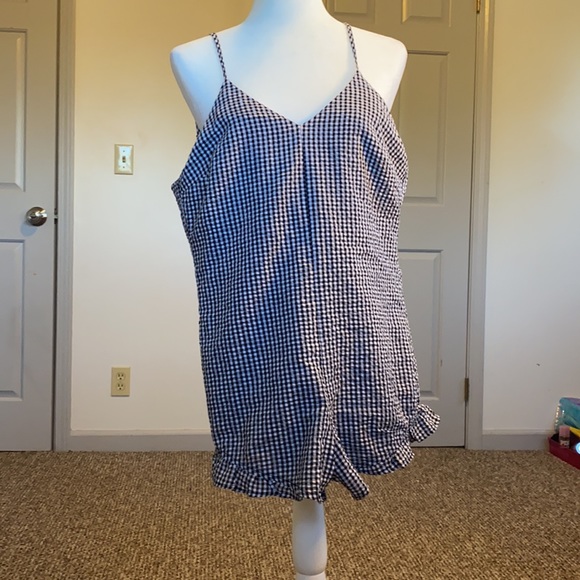 Adorable romper 🖤 - Picture 2 of 2